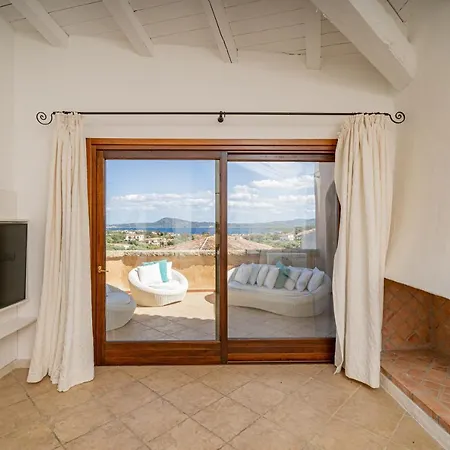 Casa Lola